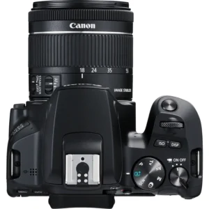 Фотоаппарат Canon EOS 250D Kit 18-55mm DC III, легкий и удобный, идеально подходит для начинающих фотографов.