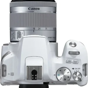 Фотоаппарат Canon EOS 250D Kit 18-55mm DC III, легкий и удобный, идеально подходит для начинающих фотографов.