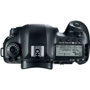 Фотоаппарат Canon EOS 5D Mark IV, мощная цифровая зеркальная камера с высоким разрешением и возможностью записи видео в формате 4K.