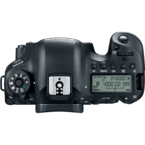 Фотоаппарат Canon EOS 6D Mark II, полнокадровая зеркальная камера с защитой от пыли и влаги, идеально подходит для профессиональных фотографов.
