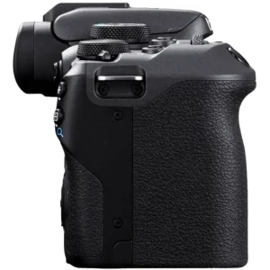 Беззеркальный фотоаппарат Canon R10 Kit с объективом 18-150 мм и адаптером EF-EOS R