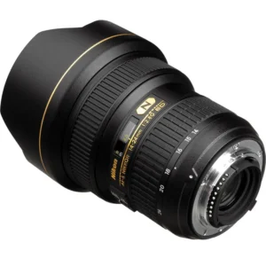 Объектив Nikon AF-S 14-24mm f/2.8G ED, компактный сверхширокоугольный объектив для цифровых зеркальных камер.