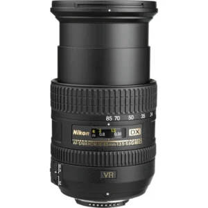 Объектив Nikon AF-S 16-85mm f/3.5-5.6G ED VR DX, универсальный зум-объектив с оптическим стабилизатором VR.