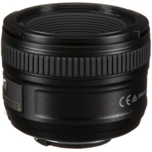 Объектив Nikon AF-S 50mm f/1.8G, стандартный фикс-объектив с большой светосилой f/1.8.