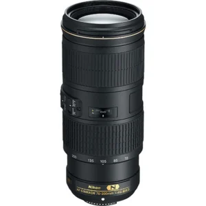Объектив Nikon AF-S 70-200mm f/4G ED VR, телефото зум-объектив с постоянной диафрагмой f/4 и системой подавления вибраций.